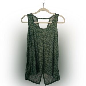 LuLaRoe Green Chetah Print Triumphant Crossover Tank,  size small
